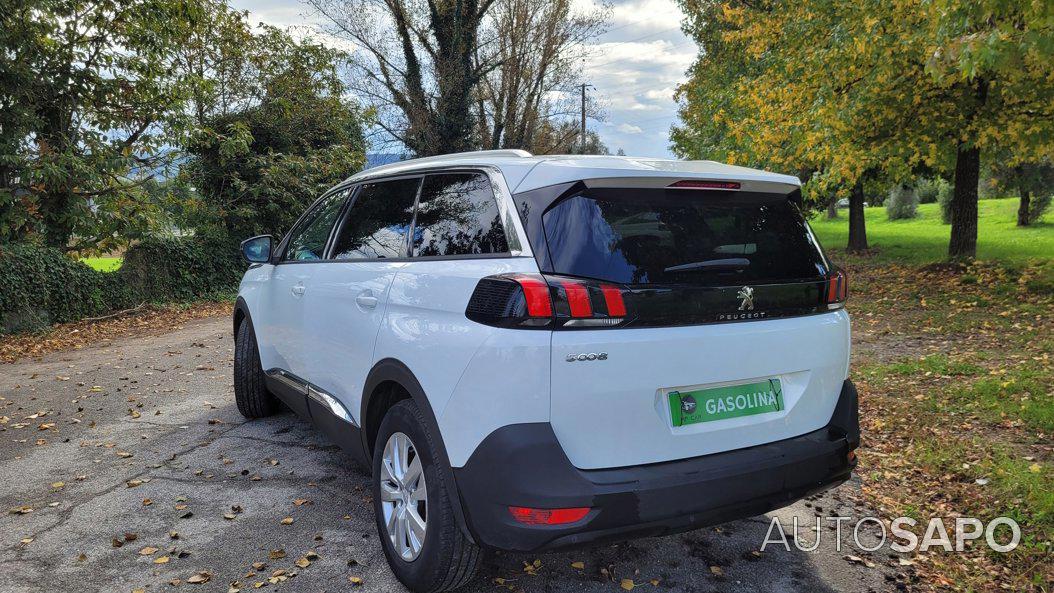 Peugeot 5008 1.2 PureTech Active de 2020