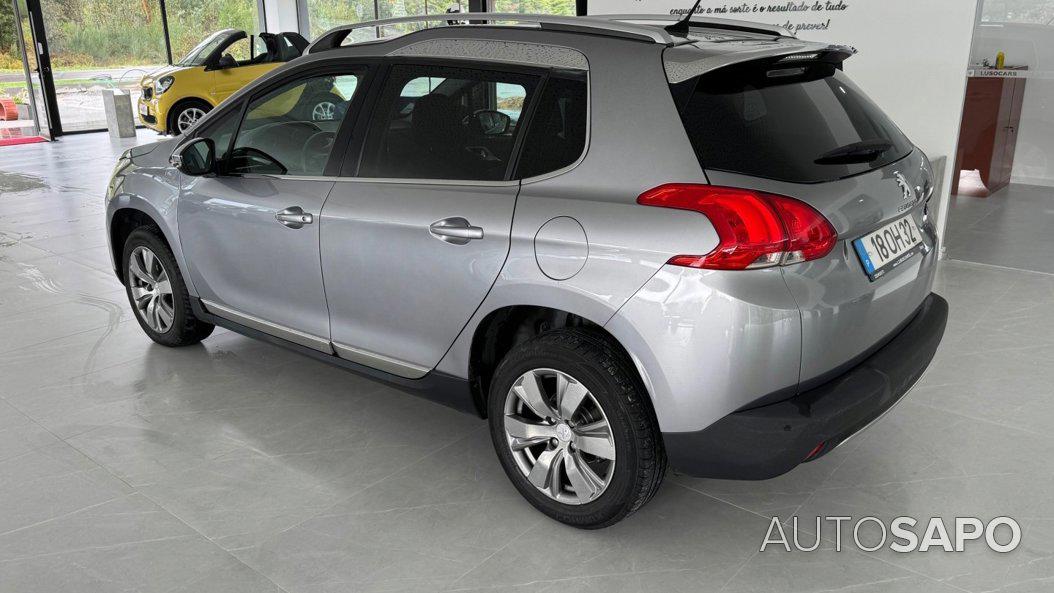 Peugeot 2008 1.2 PureTech Allure de 2014