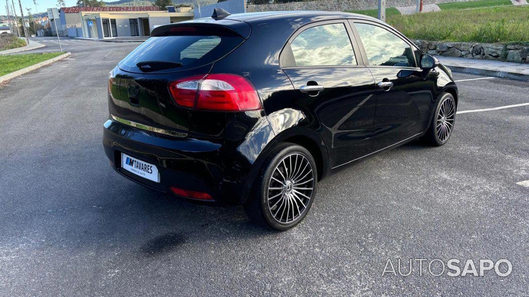 Kia Rio 1.2 CVVT TX AC+VE de 2011