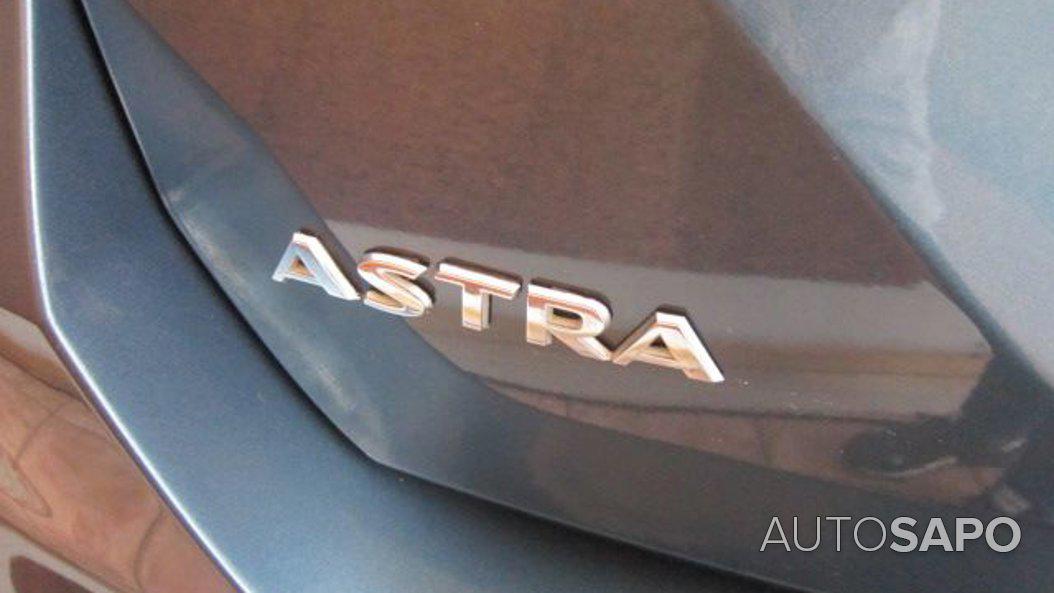 Opel Astra de 2017