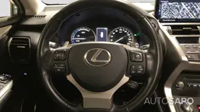 Lexus NX de 2021