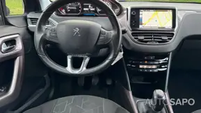 Peugeot 2008 1.2 VTi Active de 2015