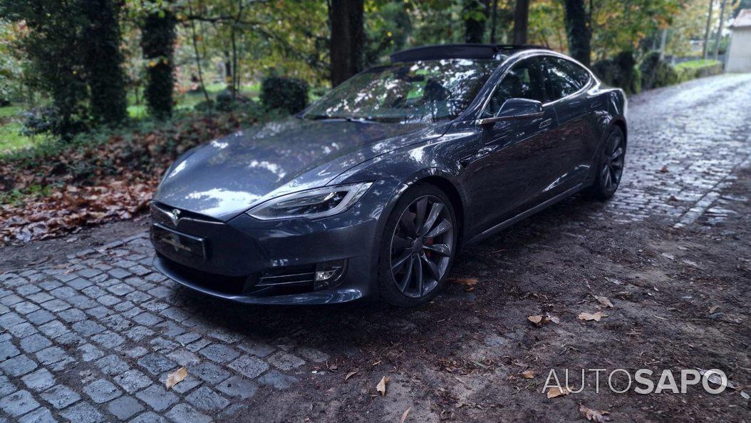 Tesla Model S 90D de 2017