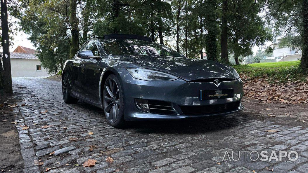 Tesla Model S 90D de 2017