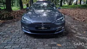 Tesla Model S 90D de 2017