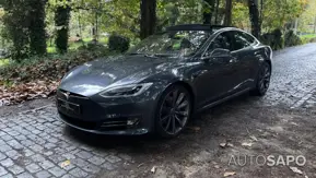 Tesla Model S 90D de 2017