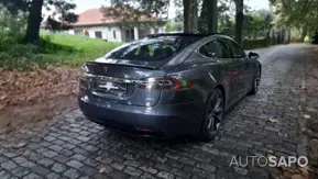 Tesla Model S 90D de 2017