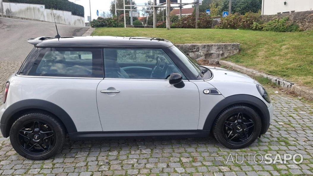 MINI Cooper de 2010