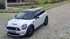 MINI Cooper de 2010