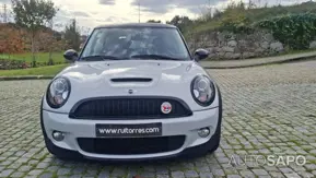 MINI Cooper de 2010