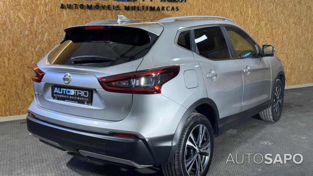 Nissan Qashqai 1.3 DIG-T N-Connecta Led de 2021