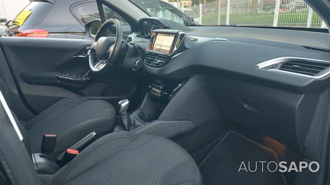 Peugeot 208 1.2 PureTech Allure de 2019