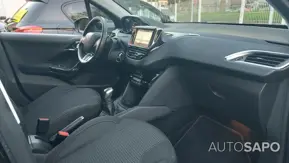 Peugeot 208 1.2 PureTech Allure de 2019