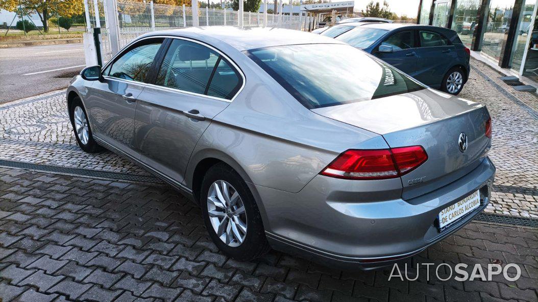 Volkswagen Passat 1.6 TDi Edition Confortline BlueMotion de 2016