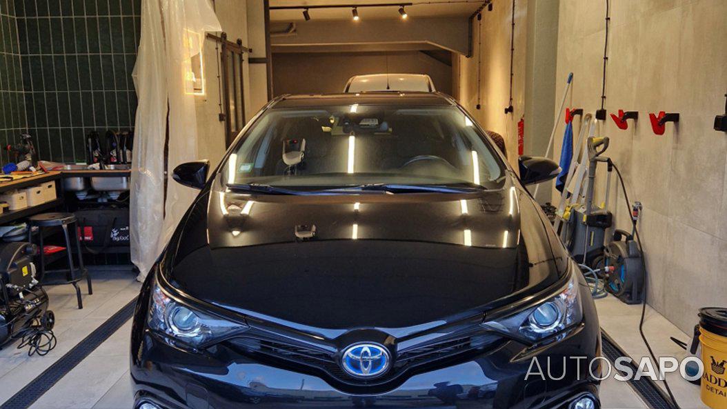 Toyota Auris 1.8 HSD Comfort+Pack Techno+Pack Sport de 2018