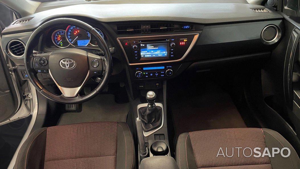 Toyota Auris de 2015