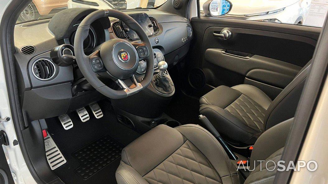 Abarth 595 de 2024