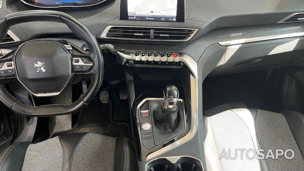 Peugeot 5008 2.0 HDi 7L Allure 142g de 2017