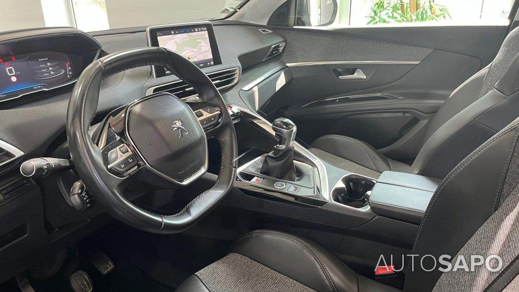 Peugeot 5008 2.0 HDi 7L Allure 142g de 2017