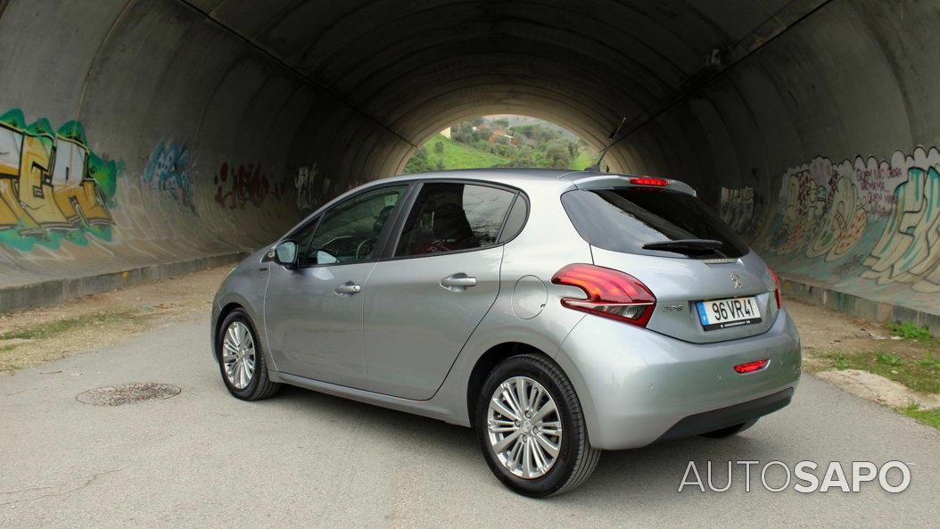 Peugeot 208 1.5 HDI Signature de 2018