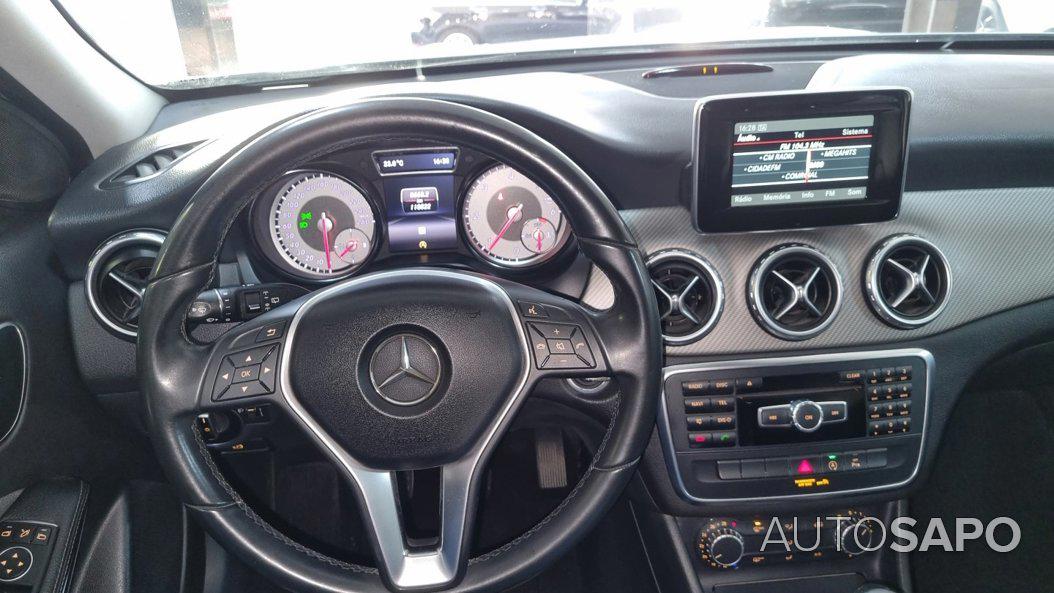 Mercedes-Benz Classe GLA de 2015