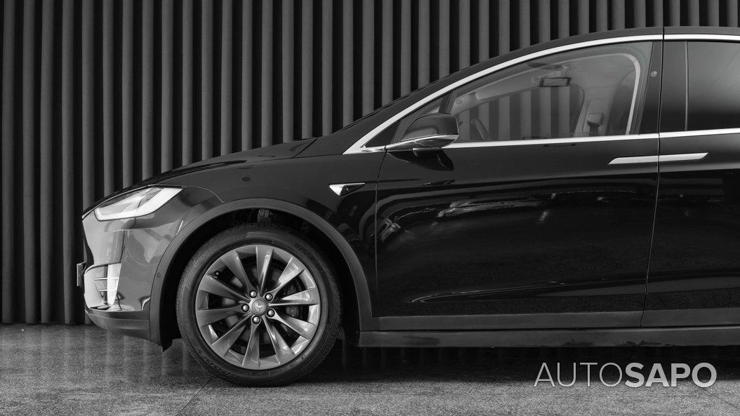 Tesla Model X 75D de 2017