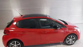 Peugeot 208 1.2 PureTech Allure de 2017