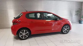 Peugeot 208 1.2 PureTech Allure de 2017