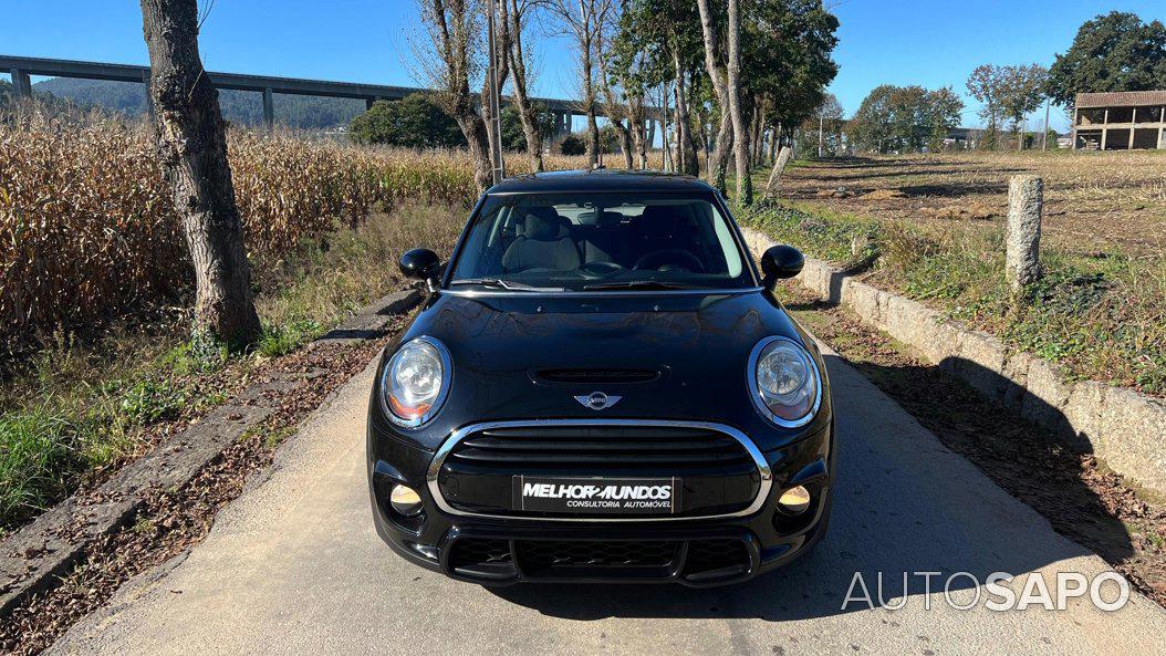 MINI One de 2016