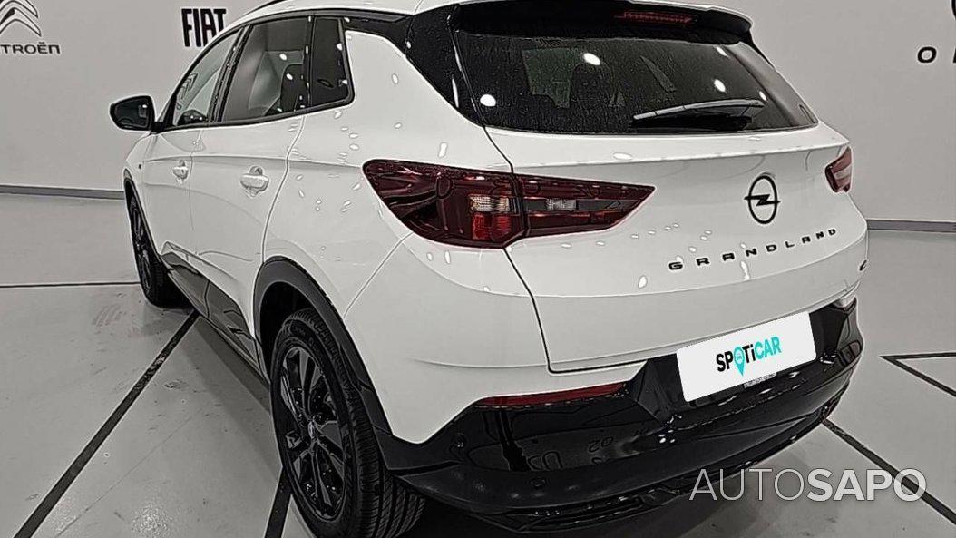 Opel Grandland X 1.2 T Design & Tech AT de 2024