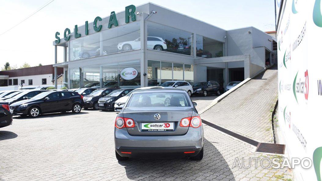 Volkswagen Jetta 1.6 TDi Confortline de 2009