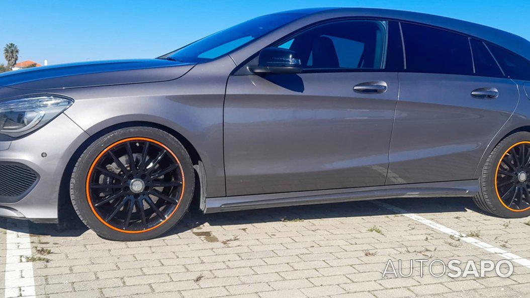 Mercedes-Benz Classe CLA 220d AMG Line OrangeArt Edition de 2016