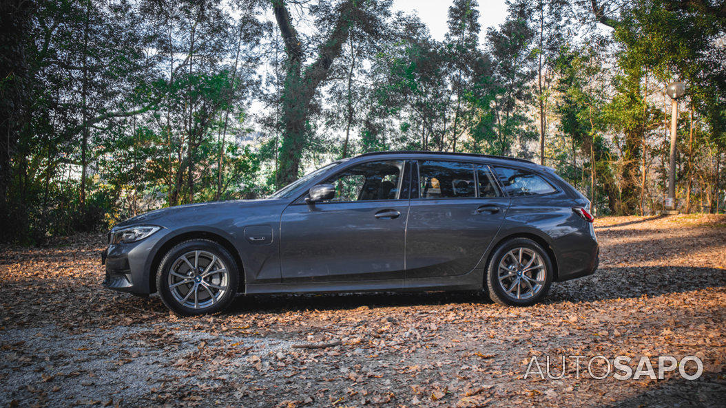 BMW Série 3 330 e Touring Line Sport Auto de 2022