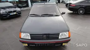 Peugeot 205 de 1987