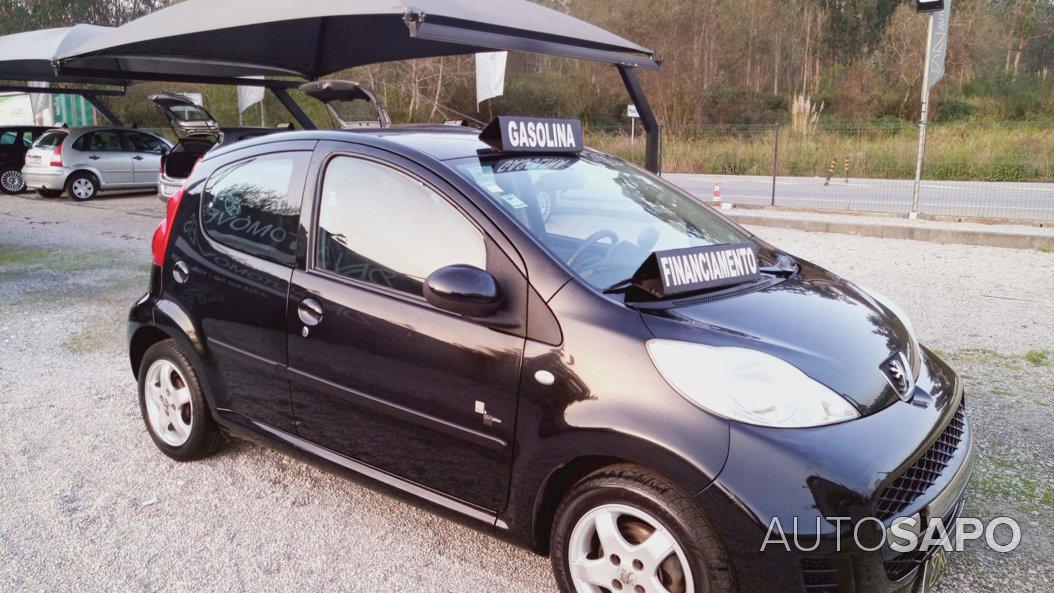 Peugeot 107 1.0 Black&Silver E5 de 2011