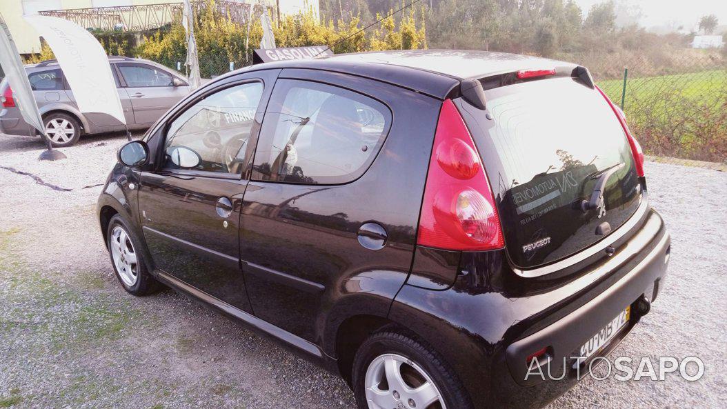 Peugeot 107 1.0 Black&Silver E5 de 2011