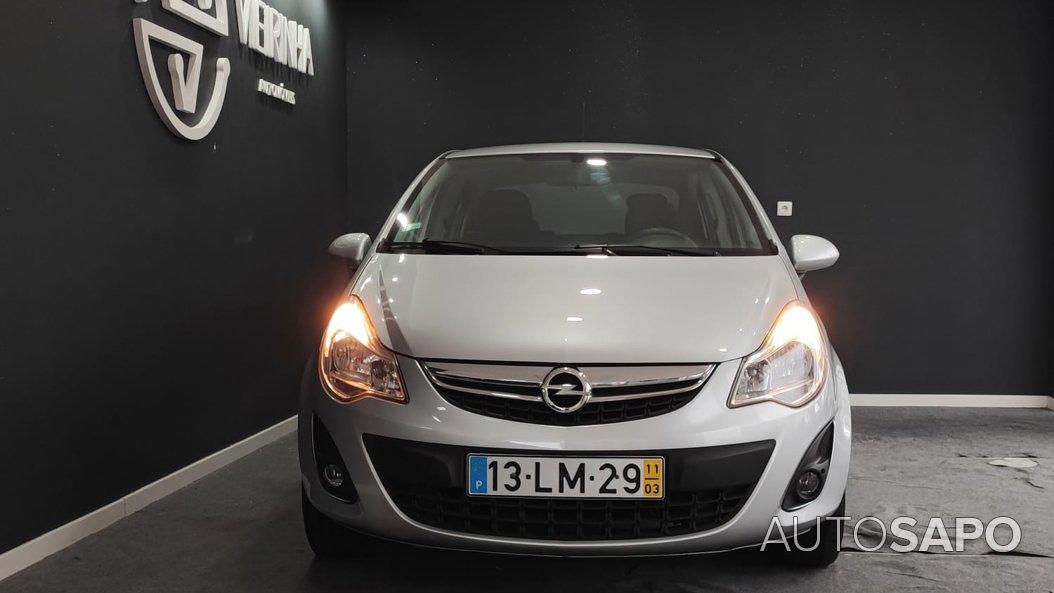 Opel Corsa 1.2 16V Enjoy de 2011