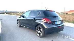 Peugeot 208 de 2016