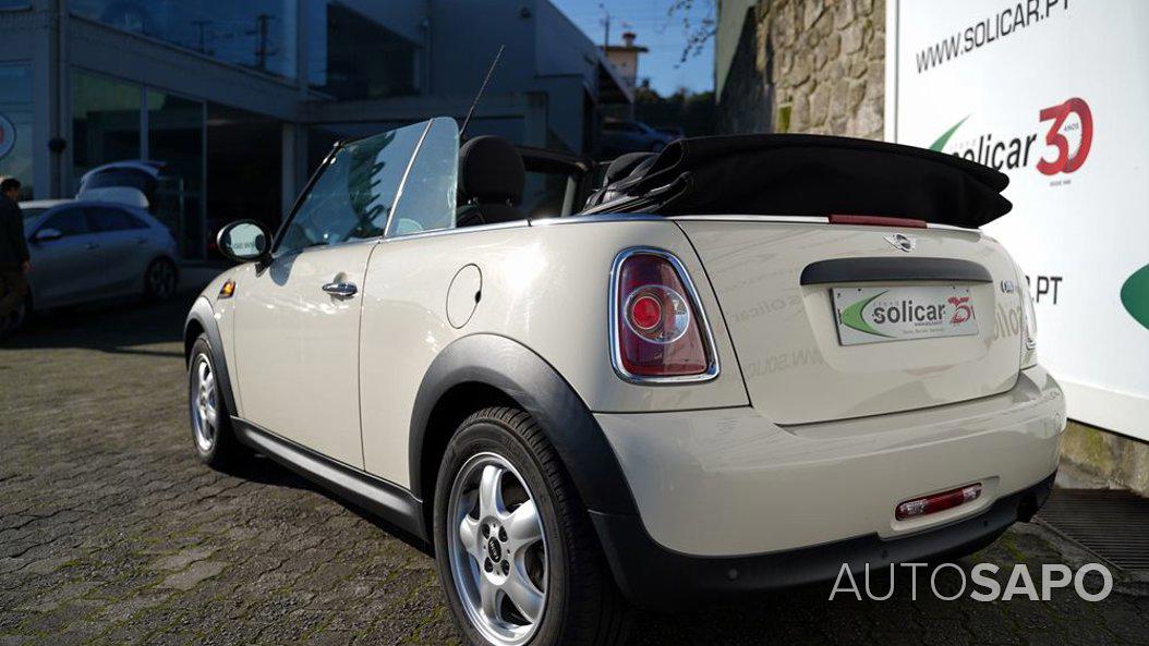 MINI Cabrio de 2011