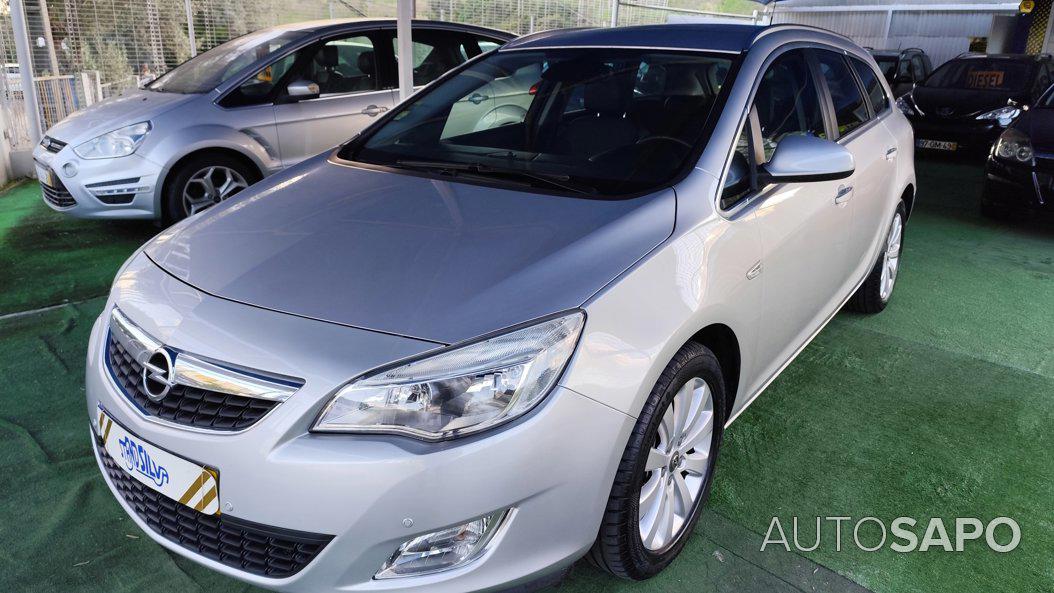 Opel Astra 1.7 CDTi Cosmo S/S de 2012