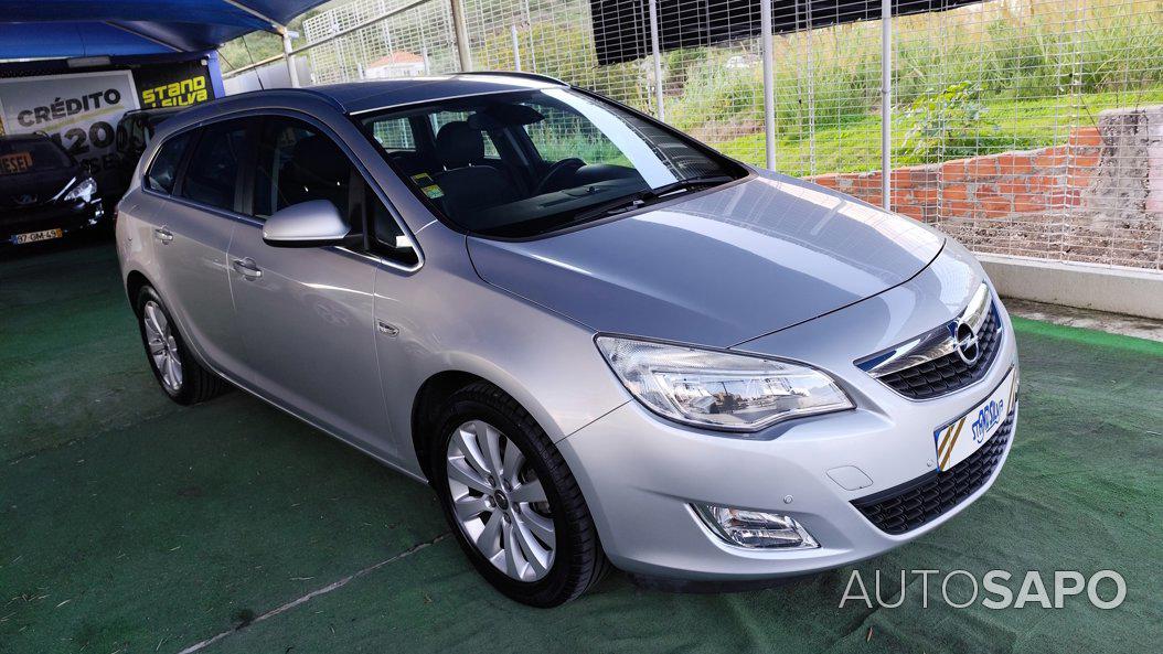 Opel Astra 1.7 CDTi Cosmo S/S de 2012