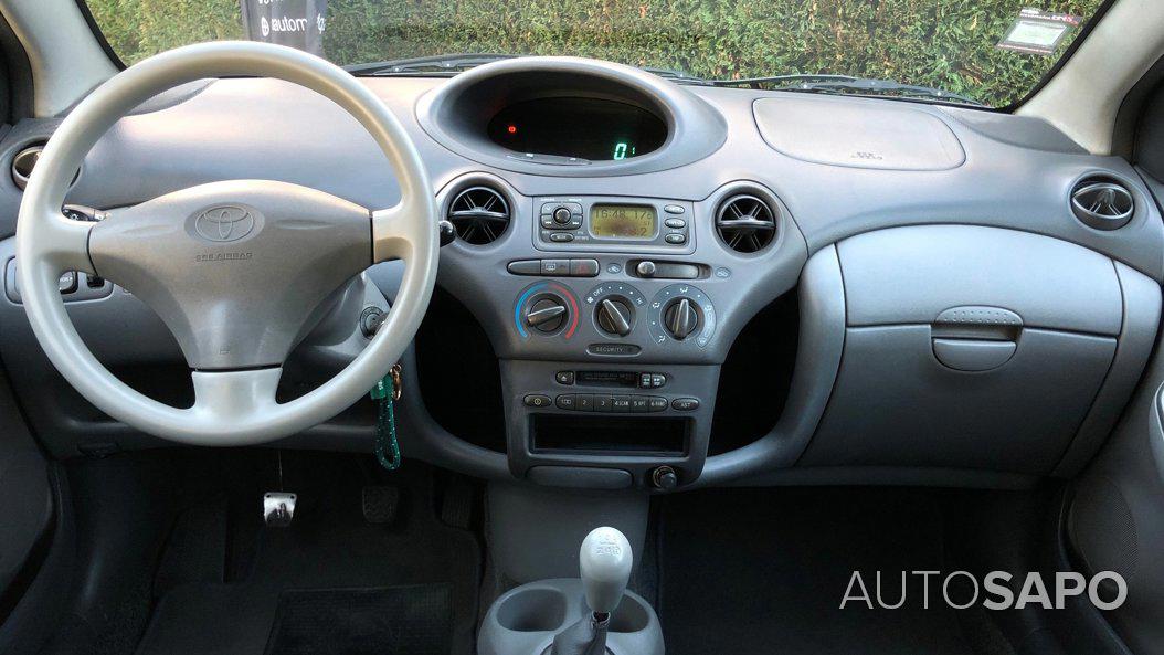 Toyota Yaris de 2004