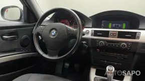 BMW Série 3 320 d Touring Navigation de 2011