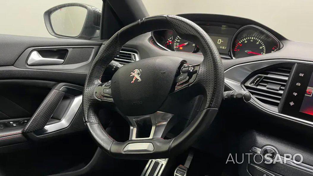 Peugeot 308 1.2 PureTech GT Line de 2017