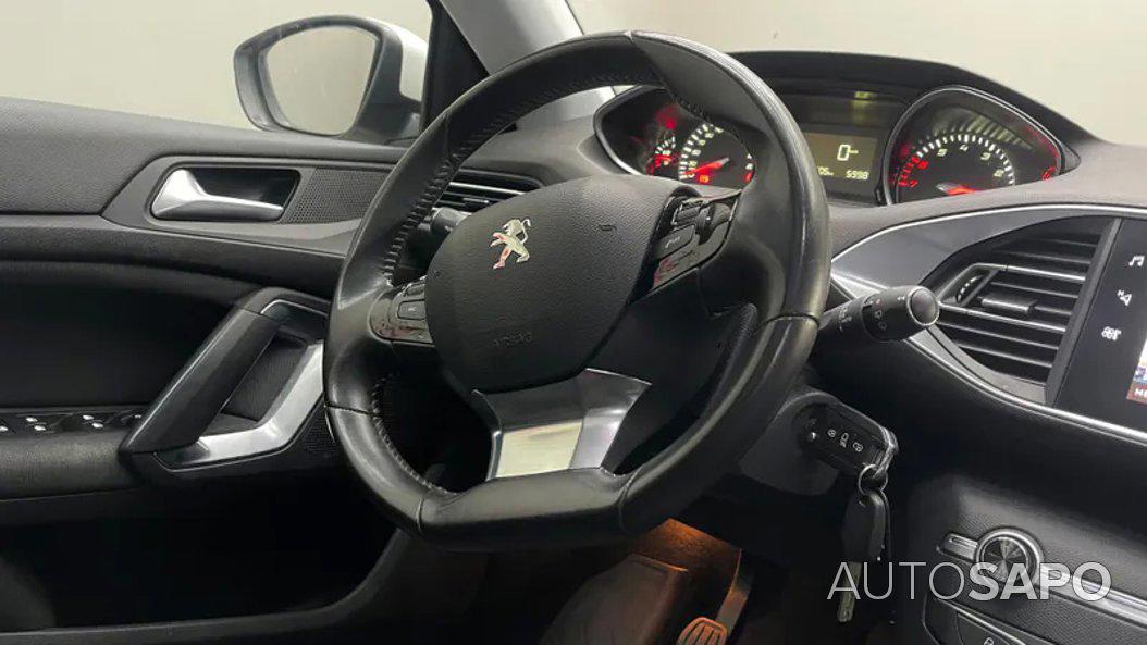 Peugeot 308 1.2 PureTech Allure Pack de 2020