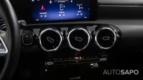 Mercedes-Benz Classe A 250 e AMG Line de 2023