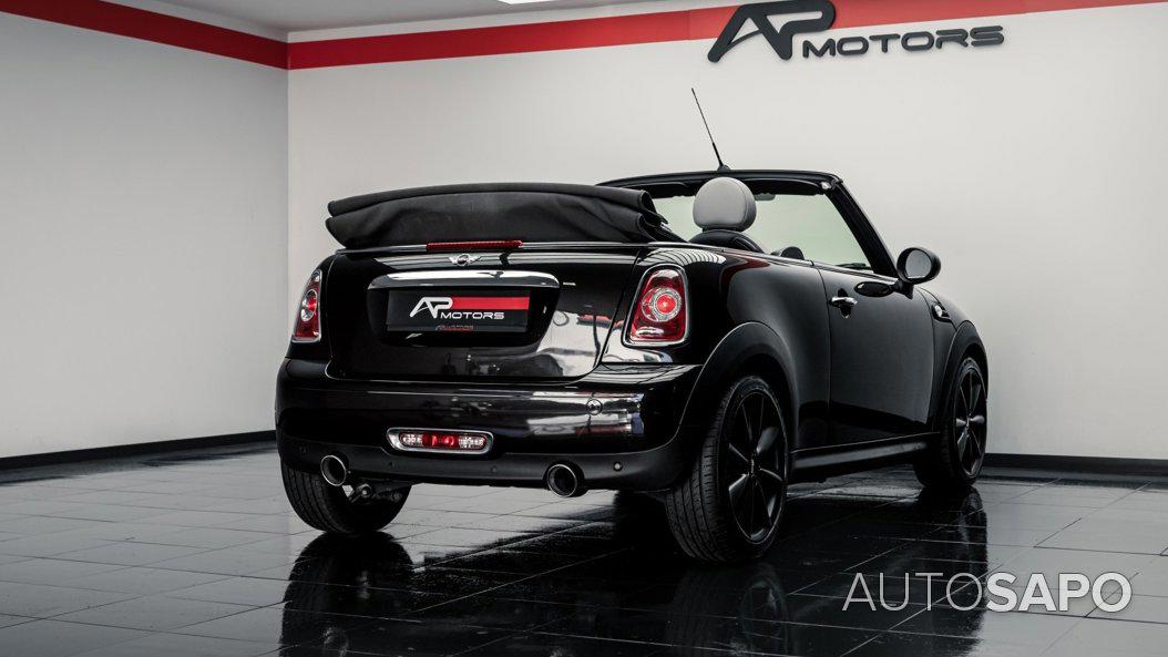 MINI Cabrio Cooper D Auto de 2014