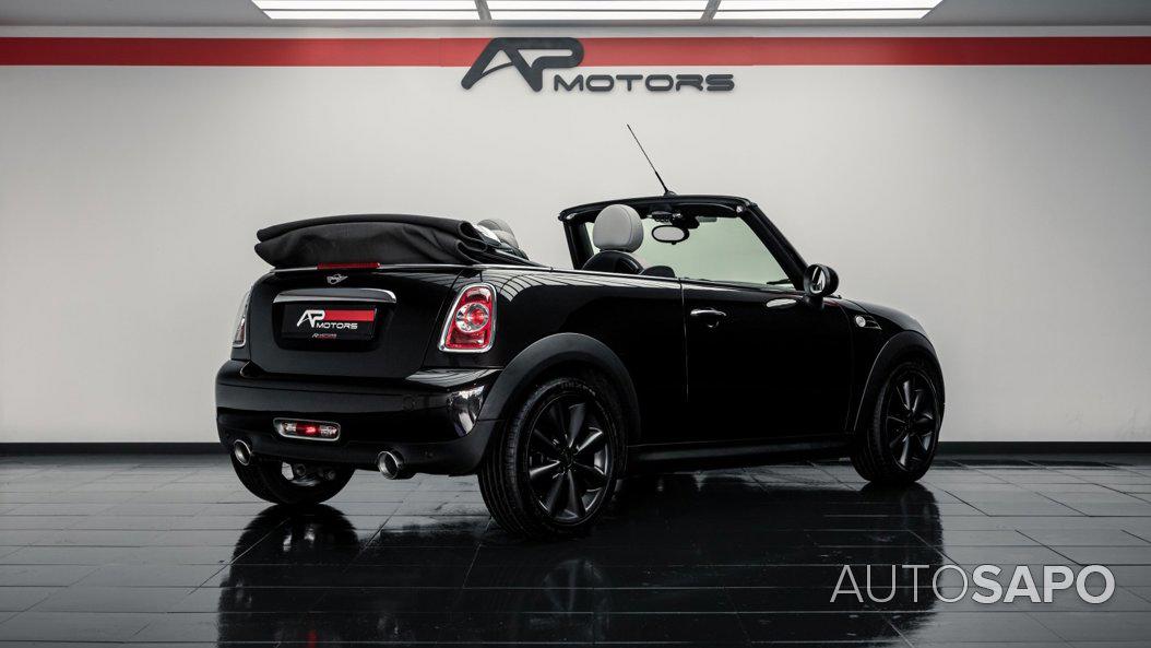 MINI Cabrio Cooper D Auto de 2014