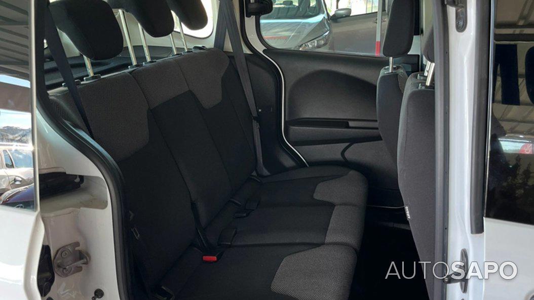 Ford Tourneo Courier 1.5 TDCi Ambiente de 2019