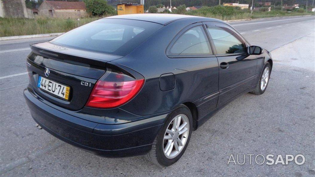 Mercedes-Benz Classe C 220 CDi Classic de 2004